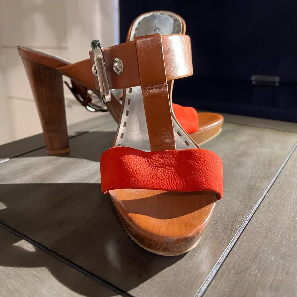 Spring heels! - Picture 2 of 5